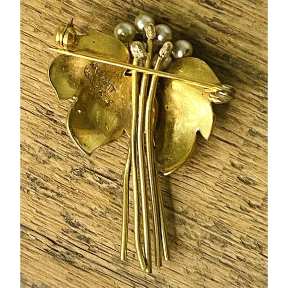 Vintage Brooch Pin Handarbeit Germany Enamel Gold Tone Faux Pearls Floral - Picture 2 of 6
